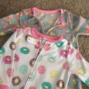 Carter’s footed pajamas, girl, 3T